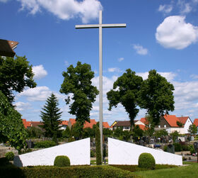 Denkmal zum Gedenken an die Opfer von Krieg und Gewalt des 2. Weltkrieges
