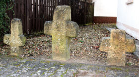 Drei Steinkreuze (Sühnekreuze)