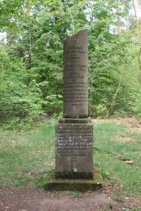 Zipperlin Gedenkstein